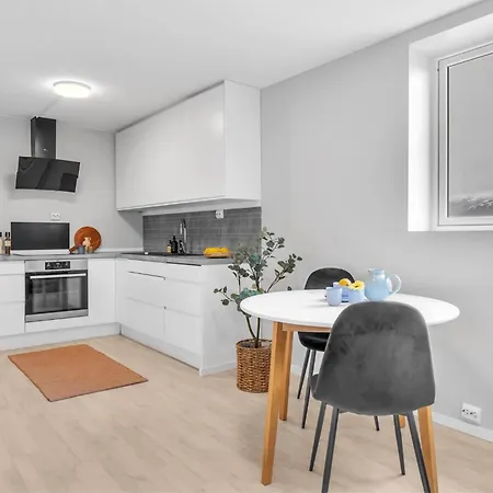 Cosy One Bedroom Apartment-ground Floor Apartman *